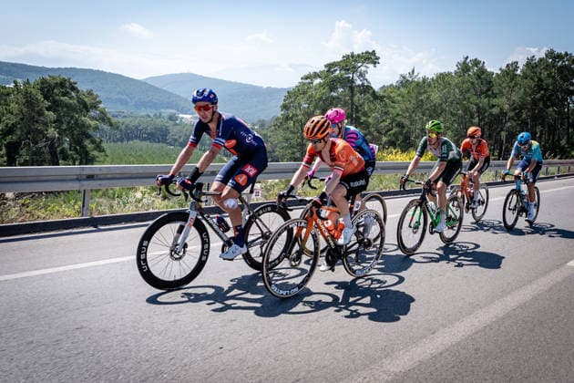 61st Presidential Cycling Tour of Turkiye ANTALYA, TURKIYE - APRIL 30: Cyclists compete in the Patara-Kemer stage of the 61st Presidential Cycling Tour of Turkiye (TUR 2026) on April 30, 2026, in Antalya, Turkiye. This 5th stage is part of the International Cycling Union (UCI) Europe Tour calendar and is the only race in Turkiye categorized as a ProSeries event. Numerous athletes participated in this 177.9-kilometer route, which highlights the natural beauty of the Mediterranean coast. Ahmet Serdar Eser Anadolu Antalya Turkey. Editorial use only. Please get in touch for any other usage.  Copyright: x2026xAnadoluxAhmetxSerdarxEserx