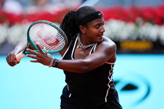 April 30, 2026, Madrid, Madrid, Spain: Hailey Baptiste of USA plays against Mirra Andreeva of Russia during the Mutua Madrid Open 2026 at La Caja Magica on April 30, 2026 in Madrid, Spain. Madrid Spain - ZUMAa181 20260430_zaa_a181_134 Copyright: xOscarxJ.xBarrosox