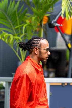 Miami Grand Prix 2026 - Lewis Hamilton - Media Day LEWIS HAMILTON (GBR) of Scuderia Ferrari HP wearing a fashionable outfit on Thursday (Media Day) during the 2026 Formula 1 Crypto.com Miami Grand Prix at the Miami International Autodrome on April 30, 2026. Photo by Antoine Lapeyre ABACAPRESS.COM Miami United States  Copyright: xLapeyrexAntoine ABACAx