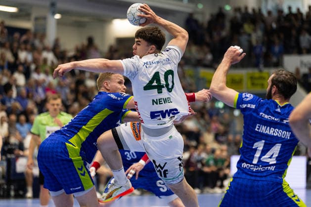 Elias NEWEL FRISCH AUF Goeppingen, 40 scores a goal, Action, Goal throw GER, VfL Gummersbach vs FRISCH AUF Goeppingen, Handball, Bundesliga, Matchday 30, Season 2025 2026, 30 04 2026, GER, VfL Gummersbach vs FRISCH AUF Goeppingen, Handball, Bundesliga, Matchday 30, Season 2025 2026, 30 04 2026, Gummersbach Copyright: xEibnerxPressefoto OliverxSchmidtx EP_OST