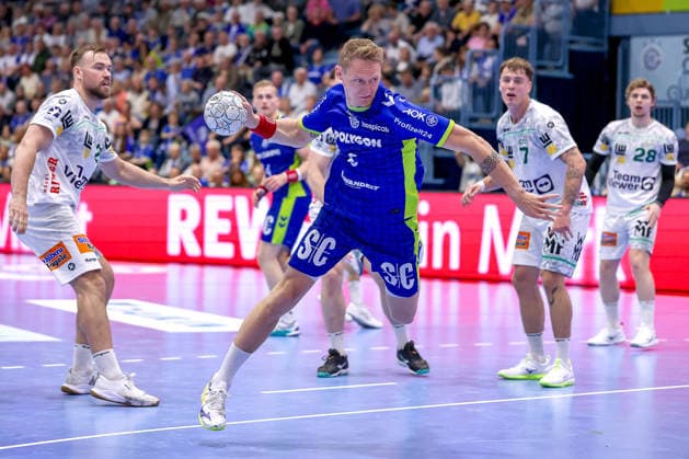 30 04 2026, Handball, 1 HBL, VfL Gummersbach Frisch Auf Göppingen, Season 2025 2026 Men, Schwalbe Arena Tilen Kodrin VfL Gummersbach 05 throws the ball on goal North Rhine-Westphalia Germany