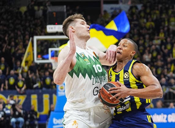 Fenerbahce Beko v Zalgiris - EuroLeague ISTANBUL, TURKIYE - APRIL 30: Devon Howard Hall (20) of Fenerbahce Beko in action against Azuolas Tubelis (10) of Zalgiris during the EuroLeague play-off second match between Fenerbahce Beko and Zalgiris at Ulker Sports and Event Hall in Istanbul, Turkiye on April 30, 2026. Esra Bilgin Anadolu Istanbul Turkey. Editorial use only. Please get in touch for any other usage.  Copyright: x2026xAnadoluxEsraxBilginx