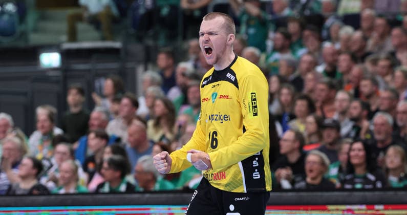 Leipzig, 30 04 2026, Arena Leipzig, Handball, Bundesliga, 30 Spieltag , SC DHfK Leipzig vs HC Erlangen 30 29 , Im Bild Leipzig jubelt Torwart Tomas Mrkva 16, Leipzig , Nur zur redaktionellen Nutzung Only editorial use , DHB HBL regulations prohibit any use of photographs as image sequences and or quasi video ,