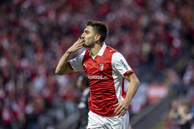 Demir Ege T?knaz celebrates after scoring team s first goal during the UEFA Europa League match between SC Braga vs SC Freiburg at Estadio Municipal de Braga on April 30th,2026 (Photo by Joao Bravo Sports Press Photo) Copyright: xJoaoxBravo SportsxPressxPhotox Sportspressphoto_SPR138529