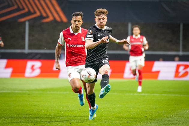 Portugal Football Europa League 2025 2026, semi-final Sporting Braga vs SC Freiburg Estadio Municipal de Braga POR Philipp Treu SC Freiburg, 29 on the ball Copyright: xJOERANxSTEINSIEKx