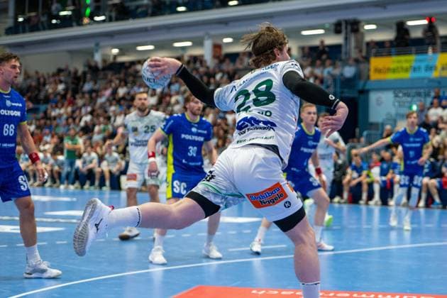 Franko Lastro, Outside, Frisch Auf Goeppingen 28 , VfL Gummersbach vs Frisch Auf Goeppingen, Daikin Handball Bundesliga, Men , Matchday 30, 30 04 2026 Gummersbach NRW Germany Copyright: xkolbert-press MartinxWdziecznyx