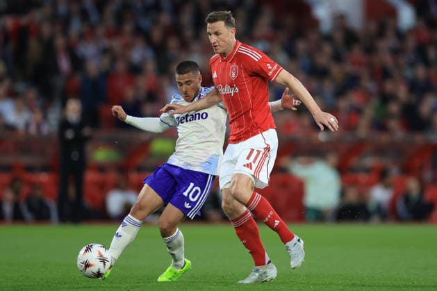 Nottingham Forest FC v Aston Villa FC - UEFA Europa League 2025 26 Semi-Final First Leg Emi Buendia of Aston Villa and Chris Wood of Nottingham Forest challenge during the UEFA Europa League 2025 26 Semi-Final First Leg match between Nottingham Forest FC and Aston Villa FC at City Ground on April 30, 2026 in Nottingham, England. WARNING! This Photograph May Only Be Used For Newspaper And Or Magazine Editorial Purposes. May Not Be Used For Publications Involving 1 player, 1 Club Or 1 Competition Without Written Authorisation From Football DataCo Ltd. For Any Queries, Please Contact Football DataCo Ltd on +44 (0) 207 864 9121 Nottingham City Ground England United Kingdom Copyright: xAllstarxPicturexLibraryxLtdx
