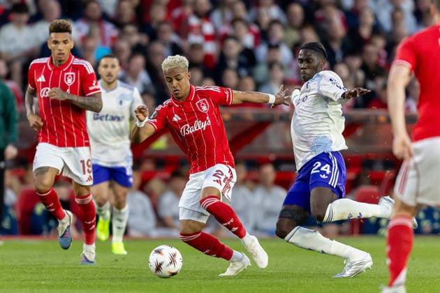 Nottingham Forest v Aston Villa, Europa League, Semi Final First Leg Nottingham Forest midfielder Omari Hutchinson (21) runs forward with ball during the Europa League semi-final 1st leg match between Nottingham Forest and Aston Villa at the City Ground, Nottingham, UK on 30 April 2026. Nottingham City Ground Nottinghamshire UK Editorial use only , Copyright: xManjitxNarotrax PSI-24183-0019