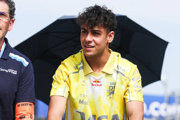 F1 - MIAMI GRAND PRIX 2026 LINDBLAD Arvid (gbr), Visa Cash App RB F1 Team VCARB03, portrait during the Formula 1 Miami Grand Prix 2026, 4th round of the 2026 Formula One World Championship, WM, Weltmeisterschaft from May 1 to 3, 2026 on the Miami International Autodrome, in Miami Gardens, USA - Miami GardensUnited States  Copyright: xANTONINxVINCENTx