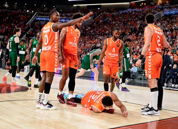 ESP Valencia Basket v Panathinaikos AKTOR Athens PlayOff Euroleague during the Euroleague match, playoff Game 2, between Valencia Basket and Panathinaikos AKTOR Athens played at Roig Arena Stadium on April 30, 2026 in Valencia Spain Valencia Spain Basketball Copyright: xPacoxMGEstudix xAgenciaxLOFx