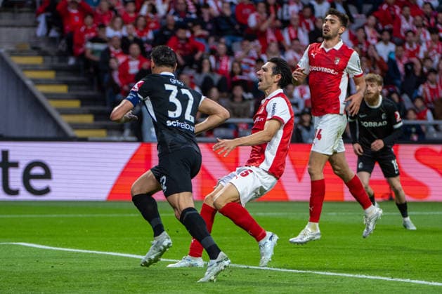 April 30, 2026, Braga, Braga, Portugal: BRAGA, PORTUGAL - APRIL 30: VINCENZO GRIFO of SC Freiburg celebrates his goal during the UEFA Europa League semi final first leg match between SC Braga and SC Freiburg at Estadio Municipal de Braga on April 30, 2026 in Braga, Portugal Braga Portugal - ZUMAl192 20260430_zsp_l192_029 Copyright: xMiguelxLemosx