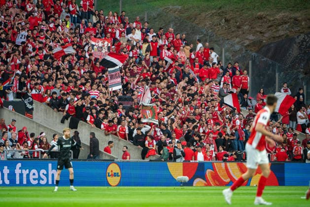 April 30, 2026, Braga, Braga, Portugal: BRAGA, PORTUGAL - APRIL 30: SC Braga supporters seen during the UEFA Europa League semi final first leg match between SC Braga and SC Freiburg at Estadio Municipal de Braga on April 30, 2026 in Braga, Portugal Braga Portugal - ZUMAl192 20260430_zsp_l192_023 Copyright: xMiguelxLemosx