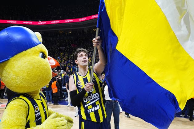 Fenerbahce Beko v Zalgiris - EuroLeague ISTANBUL, TURKIYE - APRIL 30: Players of Fenerbahce Beko celebrate during the EuroLeague play-off second match between Fenerbahce Beko and Zalgiris at Ulker Sports and Event Hall in Istanbul, Turkiye on April 30, 2026. Esra Bilgin Anadolu Istanbul Turkey. Editorial use only. Please get in touch for any other usage.  Copyright: x2026xAnadoluxEsraxBilginx