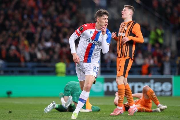 Jorgen Strand Larsen of Crystal Palace celebrates their goal to make it 1-3 Shakhtar Donetsk v Crystal Palace, UEFA Conference League, Semi Final, First Leg, Football, Henryk Reyman Municipal Stadium, Krakow, Poland - 30 Apr 2026Krakow Henryk Reyman Municipal Stadium Poland EDITORIAL USE ONLY No use with unauthorised audio, video, data, fixture lists, club league logos or live services. Online in-match use limited to 120 images, no video emulation. No use in betting, games or single club league player publications.  Copyright: xRaddadxJebarah Shutterstockx 16853507de