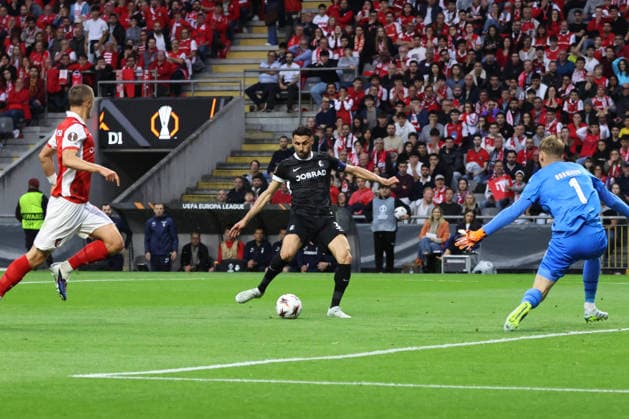 Braga vs Freiburg - Europa League Vincenzo Grifo (Freiburg) Em acao durante partida entre Braga vs Freiburg valida pela Liga Europa , Braga, Portugal (Foto de Tiago Castro Avant Sports) Braga Estadio Municipal de Braga Portugal Copyright: xTiagoxCastro AvantxSportsx