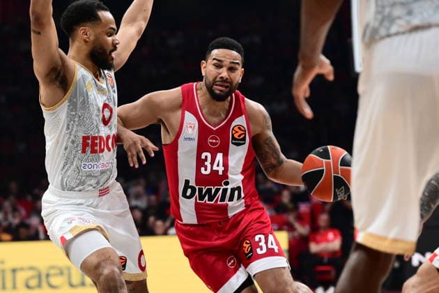 EuroLeague Basketball, Play Off Game 2, Olympiacos Piraeus vs AS Monaco - Cory Joseph, 34 of Olympiacos Piraeus in action against of AS Monaco during the Euroleague Play Off Game 2 basketball match between Olympiacos Piraeus and AS Monaco held at Peace and Friendship Stadium in Piraeus, Grecee, 30 April 2026. PIRAEUS Greece Copyright: xOnexInchxProductionsx 6954307