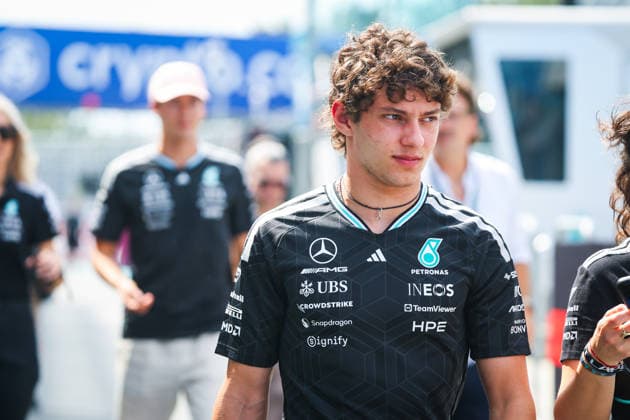 F1 - MIAMI GRAND PRIX 2026 KIMI ANTONELLI Andrea (ita), Mercedes AMG F1 Team W16, portrait during the Formula 1 Miami Grand Prix 2026, 4th round of the 2026 Formula One World Championship, WM, Weltmeisterschaft from May 1 to 3, 2026 on the Miami International Autodrome, in Miami Gardens, USA - Miami GardensUnited States  Copyright: xANTONINxVINCENTx