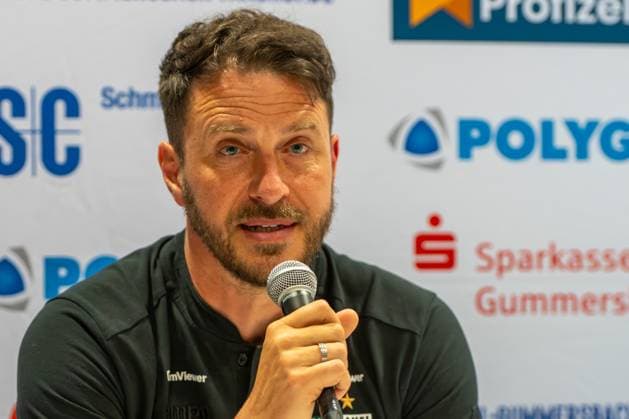 Ben Matschke, Head Coach, Frisch Auf Goeppingen , in the press conference, VfL Gummersbach vs Frisch Auf Goeppingen, Daikin Handball Bundesliga, Men , Matchday 30, 30 04 2026 Gummersbach NRW Germany Copyright: xkolbert-press MartinxWdziecznyx