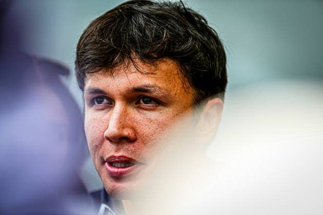 (23) Alexander Albon (THA) - Atlassian Williams F1 Team - Williams FW48 - Mercedes during the Formula 1 Crypto.com Miami Grand Prix 2026 at Miami International Autodrome in Miami Gardens, United States. Round 6 of the 2026 FIA Formula One World Championship, WM, Weltmeisterschaft held May 1-3, 2026. The Miami International Autodrome, located in the grounds of the Hard Rock Stadium, hosts the sixth round featuring the Sprint format. This event weekend features the F1 Sprint format, with a Sprint Shootout and Sprint Race in addition to the standard qualifying session and Grand Prix.  Copyright: xAlessioxDexMarcox xAvens-images.com AvensImages IPAxSportx xipa-agency.netx xx IPA_74346072 IPA_Agency_IPA74346072