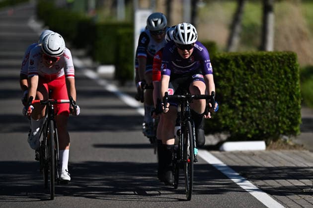 UCI Para Cycling Road World Cup: Round 2 Picture by Mathew Wells SWpix.com - 01 05 2026 - Cycling - UCI Para Cycling Road World Cup: Round 2 - Gistel, West Flanders, Belgium - WB Road Race - Georgina Bullen (Great Britain) piloted by Miriam Jessett Copyright: x xSWpix.comx(t axPhotographyxHubxLtd)xMathewxWells SWpix.comx SWP-3030-13642