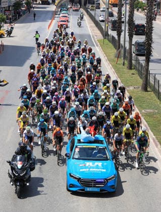 Antalya-Feslikan stage kicks off in 61st Presidential Cycling Tour of Turkiye ANTALYA, TURKIYE - MAY 01: An aerial view as the 6th stage (Antalya-Feslikan) of the 61st Presidential Cycling Tour of Turkiye kicks off in Antalya, Turkiye on May 01, 2026. Included in the International Cycling Union (UCI) European Tours calendar, the event stands as Turkiye s only cycling race in the ProSeries category. Suleyman Elcin Anadolu Antalya Turkey. Editorial use only. Please get in touch for any other usage.  Copyright: x2026xAnadoluxSuleymanxElcinx