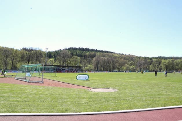 Saxony Cup Final Women Chemnitzer FC RB Leipzig II 01 05 2026 View into the stadium of Flöha and pitch Totale Saxony Cup Final Women Saxony Lotto State Cup Chemnitzer FC vs RB Leipzig II U20 in the Auenstadion Flöha, 01 05 2026 Copyright: xBEAUTIFULxSPORTS JanxKaeferx