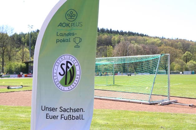 Saxony Cup Final Women Chemnitzer FC RB Leipzig II 01 05 2026 Flag of the Saxon Football Association SFV for the Saxon Cup with a view of the pitch Symbolic image, Feature Saxony Cup Final Women Saxony Lotto State Cup Chemnitzer FC vs RB Leipzig II U20 in the Auenstadion Flöha, 01 05 2026 Copyright: xBEAUTIFULxSPORTS JanxKaeferx