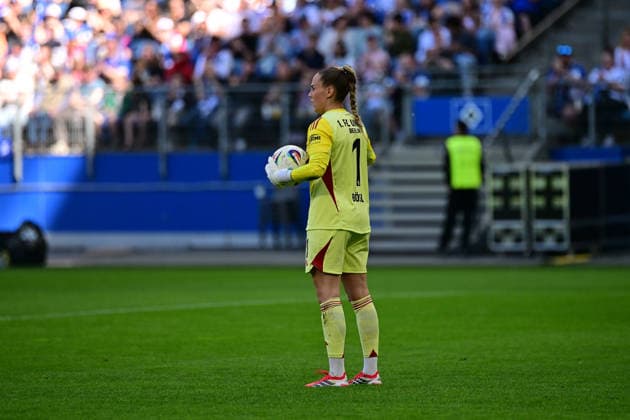 Soccer I Women I Season 2025 2026 I Bundesliga I 24 Matchday I Hamburger SV 1 FC Union Berlin I 01 05 2026 Crop, single image, single photo, body Cara Bösl 1, 1 FC Union Berlin Hamburg Volksparkstadion Hamburg Germany Copyright: xLobeca WolfxGebhardtx