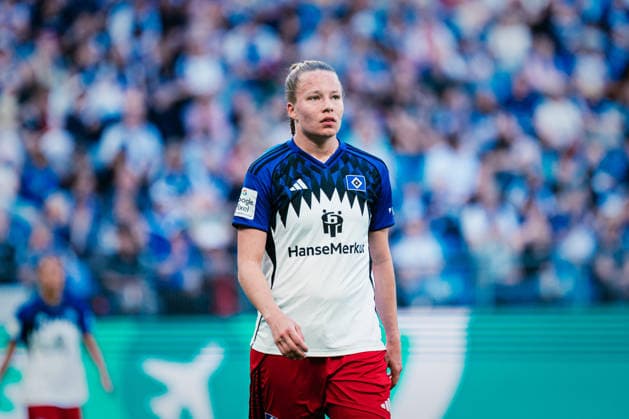 Google Pixel Womens Bundesliga Hamburger SV vs 1 FC Union Berlin, 01 05 2026 Christin Martina Ingrid Meyer Hamburger SV, 16 Soccer, Google Pixel Womens Bundesliga, 24 Matchday Hamburger SV vs 1 FC Union Berlin on 01 05 2026 at Volksparkstadion, Hamburg DFB REGULATIONS PROHIBIT ANY USE OF PHOTOGRAPHS AS IMAGE SEQUENCES AND OR QUASI VIDEO Copyright: xBEAUTIFULxSPORTS Tonhäuserx