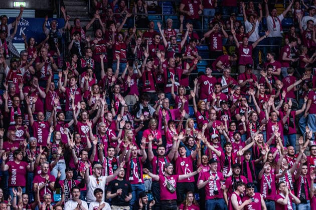 easyCredit Basketball Bundesliga, Frankfurt Skyliners vs Telekom Baskets Bonn, 01 05 2026 Around 800 Bonn fans attend the away game easyCredit Basketball Bundesliga, Frankfurt Skyliners vs Telekom Baskets Bonn, 01 05 2026, SÜWAG ENERGIE Arena Frankfurt Copyright: xBEAUTIFULxSPORTS Derixx