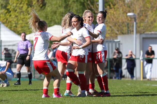 Saxony Cup Final Womens Chemnitzer FC RB Leipzig II 01 05 2026 Goal Cheers for the RB Leipzig II team Saxony Cup Final Womens Saxony Lotto State Cup Chemnitzer FC vs RB Leipzig II U20 at Auenstadion Flöha, 01 05 2026 Copyright: xBEAUTIFULxSPORTS JanxKaeferx