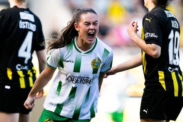 260501 Svea Rehnberg of Hammarby celebrates after 2 1 during the UEFA Women s Europa Cup final between Häcken and Hammarby on May 1, 2026 in Göteborg Photo Daniel Stiller BILDBYRAN kod DS DS0574 fotboll football soccer fotball europa cup häcken hammarby uefa womens europa cup dam bbeng celebration jubel  Copyright: DANIELxSTILLER BB260501DS015