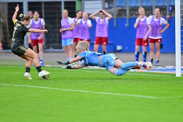 Soccer I Women I Season 2025 2026 I Bundesliga I 24 Matchday I Hamburger SV 1 FC Union Berlin I 01 05 2026 Lisa Heiseler 7, 1 FC Union Berlin cannot get the ball past Lea Paulick 25, Hamburger SV Hamburg Volksparkstadion Hamburg Germany Copyright: xLobeca WolfxGebhardtx