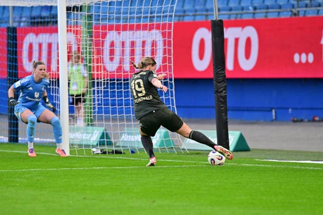 Soccer I Women I Season 2025 2026 I Bundesliga I 24 Matchday I Hamburger SV 1 FC Union Berlin I 01 05 2026 Samantha Steuerwald 19, 1 FC Union Berlin shoots on goal Hamburg Volksparkstadion Hamburg Germany Copyright: xLobeca WolfxGebhardtx