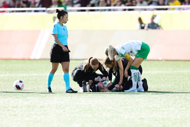 GÖTEBORG, SWEDEN 20260501 Hammarbys Emilie Joramo is in pain during Fridays decisive Europa Cup final between BK Häcken and Hammarby at Nordic Wellness arena GÖTEBORG SWEDEN x9200x  Copyright: xAdamxIhse TTx FINAL EUROPA CUP HÄCKEN - HAMMARBY