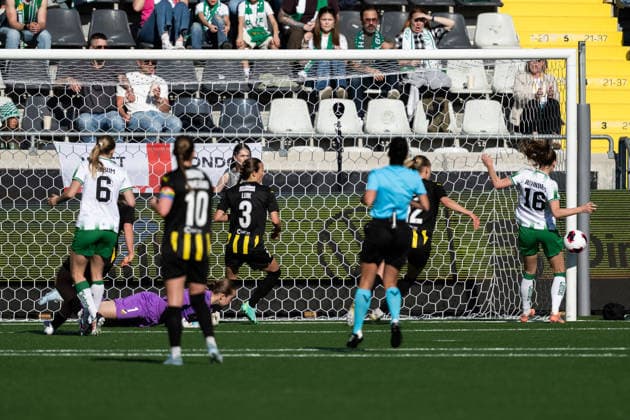 260501 Svea Rehnberg of Hammarby during the UEFA Women s Europa Cup final between Häcken and Hammarby on May 1, 2026 in Göteborg Photo Daniel Stiller BILDBYRAN kod DS DS0574 fotboll football soccer fotball europa cup häcken hammarby uefa womens europa cup dam bbeng  Copyright: DANIELxSTILLER BB260501DS029