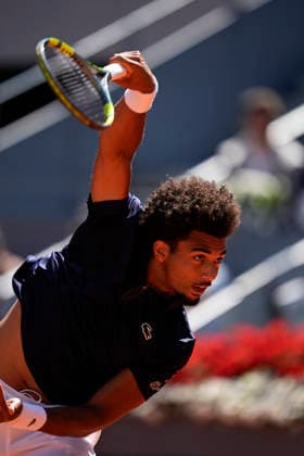 May 1, 2026, Madrid, Madrid, Spain: Arthur Fils of France plays against Jannik Sinner of Italy during the Mutua Madrid Open 2026 at La Caja Magica on May 01, 2026 in Madrid, Spain. Mutua Madrid Open 2026 - Day 12  - ZUMAa181 20260501_zaa_a181_055 Copyright: xOscarxJ.xBarrosox