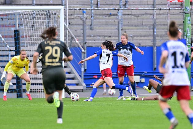 Soccer I Women I Season 2025 2026 I Bundesliga I Matchday 24 I Hamburger SV 1 FC Union Berlin I 01 05 2026 Top-class scoring chance by Vildan Kardesler 7, Hamburger SV shortly before the end of the match Hamburg Volksparkstadion Hamburg Germany Copyright: xLobeca WolfxGebhardtx