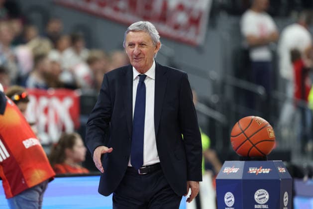Svetislav Pesic FC Bayern Basketball, Head Coach before the match, GER, FC Bayern Basketball vs Alba Berlin, Basketball, easycredit Basketball Bundesliga, Matchday 27, Season 2025 2026, 01 05 2026, GER, FC Bayern Basketball vs Alba Berlin, Basketball, easycredit Basketball Bundesliga, Matchday 27, Season 2025 2026, 01 05 2026 Muenchen Copyright: xEibner-Pressefoto JennixMaulx EP_JML