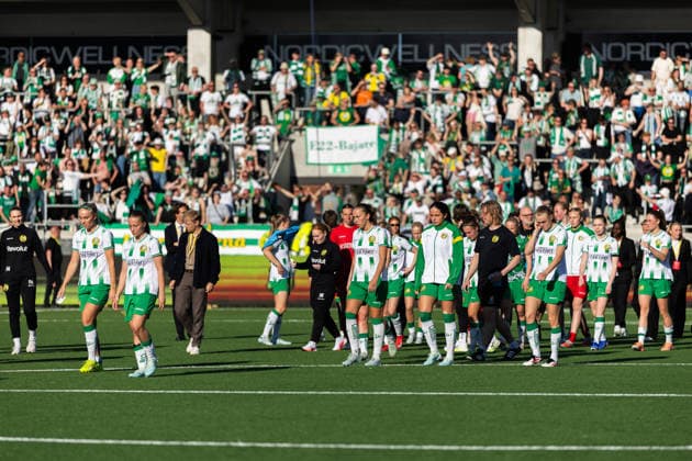260501 Players of Hammarby look dejected after the UEFA Women s Europa Cup final between Häcken and Hammarby on May 1, 2026 in Göteborg Photo Michael Erichsen BILDBYRAN COP 89 DS0574 fotboll football soccer fotball europa cup häcken hammarby uefa womens europa cup dam bbeng depp dejected  Copyright: MICHAELxERICHSEN BB260501MI064