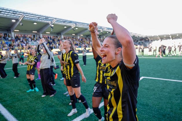 GOTHENBURG, SWEDEN 20260501 Häcken s captain Anna Anvegard takes a shot during Friday s decisive final in the European Cup between BK Häcken and Hammarby at Nordic Wellness arena GÖTEBORG SWEDEN x9200x  Copyright: xAdamxIhse TTx FINAL EUROPEAN CUP HURRICANE - HAMMARBY