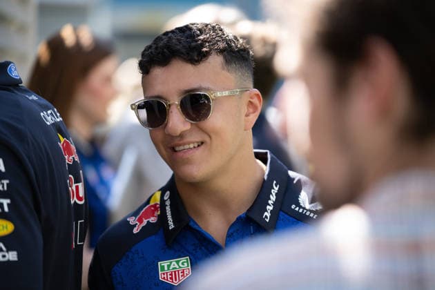 01 05 2026, xrarjax, Motorsport FIA Formula 1, Grand Prix of Miami 2026 v l Isack Hadjar Oracle Red Bull Racing start number 06 FIA REGULATIONS PROHIBIT ANY USE OF PHOTOGRAPHS as IMAGE SEQUENCES and or QUASI VIDEO Miami
