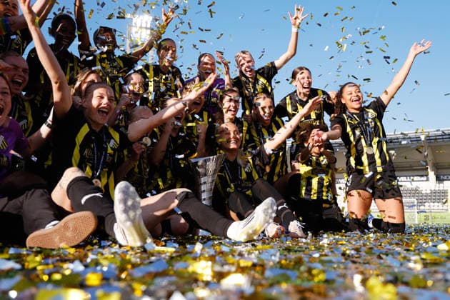 BK Häcken celebrates the 3 2 victory during Friday s decisive final in the UEFA Women s Europa Cup between BK Häcken and Hammarby at Hisingen Arena in Gothenburg, Sweden on may 1, 2026 GÖTEBORG SWEDEN x9200x  Copyright: xAdamxIhse TTx FINAL EUROPEAN CUP HURRICANE - HAMMARBY
