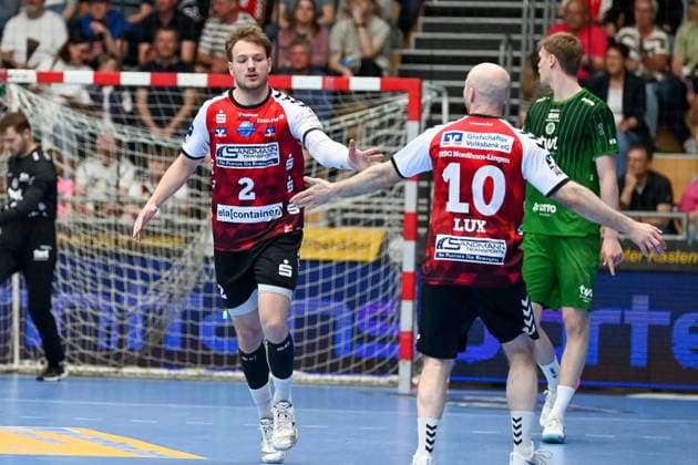 Frieder Bandlow HSG Nordhorn Lingen, 02 and Maximilian Lux HSG Nordhorn Lingen, 10 HSG Nordhorn Lingen vs Eulen Ludwigshafen, Handball, 2 Bundesliga, Matchday 30, Season 2025 2026, 01 05 2026, HSG Nordhorn Lingen vs Eulen Ludwigshafen, Handball, 2 Bundesliga, Matchday 30, Season 2025 2026, 01 05 2026 Lingen Copyright: xEibner-Pressefoto RobertxGertzenx EP_RGN