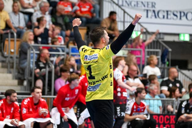 Kristrian van der Merwe HSG Nordhorn LIngen, 01 jubelt HSG Nordhorn Lingen vs Eulen Ludwigshafen, Handball, 2 Bundesliga, Matchday 30, Season 2025 2026, 01 05 2026, HSG Nordhorn Lingen vs Eulen Ludwigshafen, Handball, 2 Bundesliga, Matchday 30, Season 2025 2026, 01 05 2026 Lingen Copyright: xEibner-Pressefoto RobertxGertzenx EP_RGN