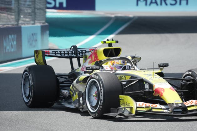 01 05 2026, Miami International Autodrome, Miami, Formula 1 Crypto com Miami Grand Prix 2026 ,in picture Liam Lawson NZL , Visa Cash App Racing Bulls Formula One Team Photo by Hasan Bratic DeFodi Images