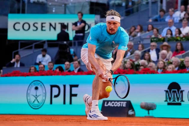 Mutua Madrid Open - Day Twelve Alexander Zverev of Germany plays against Alexander Blockx of Belgium during Men s Singles semi-final match on Day twelve of the Mutua Madrid Open 2026, ATP, Tennis Herren Masters 1000 and WTA, Tennis Damen 1000 tournament celebrates at La Caja Magica on May 1, 2026 in Madrid, Spain. Madrid Spain  Copyright: xJosexBretonx originalFilename:bretonhernandez-mutuamad260501_np0qz.jpg