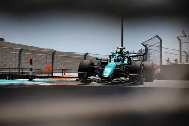 F1 - MIAMI GRAND PRIX 2026 14 ALONSO Fernando (spa), Aston Martin F1 Team AMR26, action during the Formula 1 Miami Grand Prix 2026, 4th round of the 2026 Formula One World Championship, WM, Weltmeisterschaft from May 1 to 3, 2026 on the Miami International Autodrome, in Miami Gardens, USA - Miami GardensUnited States  Copyright: xXavixBonillax
