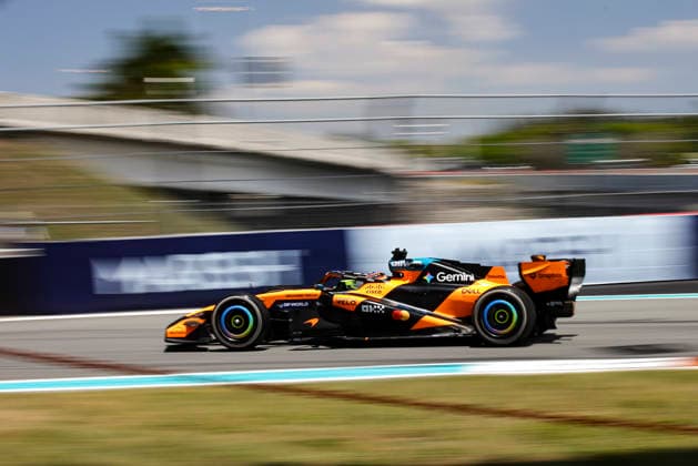 F1 - MIAMI GRAND PRIX 2026 81 PIASTRI Oscar (aus), McLaren F1 Team MCL40, action during the Formula 1 Miami Grand Prix 2026, 4th round of the 2026 Formula One World Championship, WM, Weltmeisterschaft from May 1 to 3, 2026 on the Miami International Autodrome, in Miami Gardens, USA - Miami GardensUnited States  Copyright: xXavixBonillax
