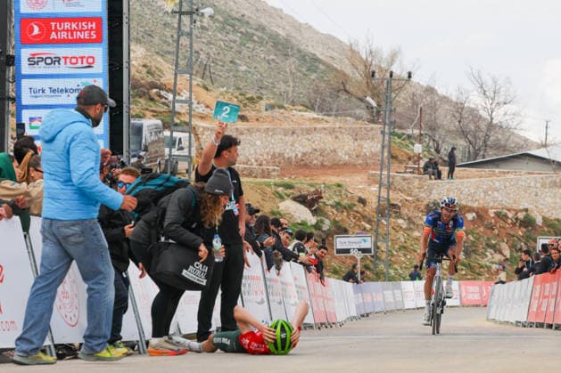 The 61st Presidential Cycling Tour of Turkiye (TUR 2026) has officially begun, starting with its opening stage in the coastal town of Cesme, Izmir. Held under the auspices of the Presidency of the Republic of Türkiye, this prestigious UCI ProSeries race brings together 23 teams and 161 world-class cyclists to compete over eight days, from April 26 to May 3, 2026...The 2026 edition unfolds across routes showcasing some of Türkiye s most striking landscapes. Starting in Cesme, the race follows the Aegean and Mediterranean coastlines, covering stages through Antalya and the southern shores before concluding in the capital, Ankara. Beyond sporting competition, the tour plays a key role in promoting Türkiye s natural and cultural richness on a global stage..This year, the race consists of 8 stages covering approximately 1,200 kilometers. Nearly 20 teams and over 150 riders from around the world are competing, under the coordination of the Turkish Cycling Federation..With the first three stages completed, the pace in the peloton has intensified and the general classification has begun to take shape. Sprint finishes and technically demanding routes have stood out, with the third stage drawing attention for its high tempo and dramatic finale..The third stage of the 61st Presidential Cycling Tour of Türkiye (TUR 2026) was won by Colombian rider Ivan Ramiro Sosa of Equipo Kern Pharma. Covering the 132.7-kilometer Marmaris-KÄÂ±ran route, Sosa finished in 3 hours, 40 minutes, and 25 seconds. In the summit finish, Australian rider Sebastian Berwick of Caja Rural-Seguros RGA placed second, while French rider Nicolas Breuillard of TotalEnergies finished third..As the race progresses, challenging climbs and critical time gaps are expected to further heighten the excitement. The tour continues to deliver a compelling blend of elite competition and global vis Copyright: RizaxOzel 19081555